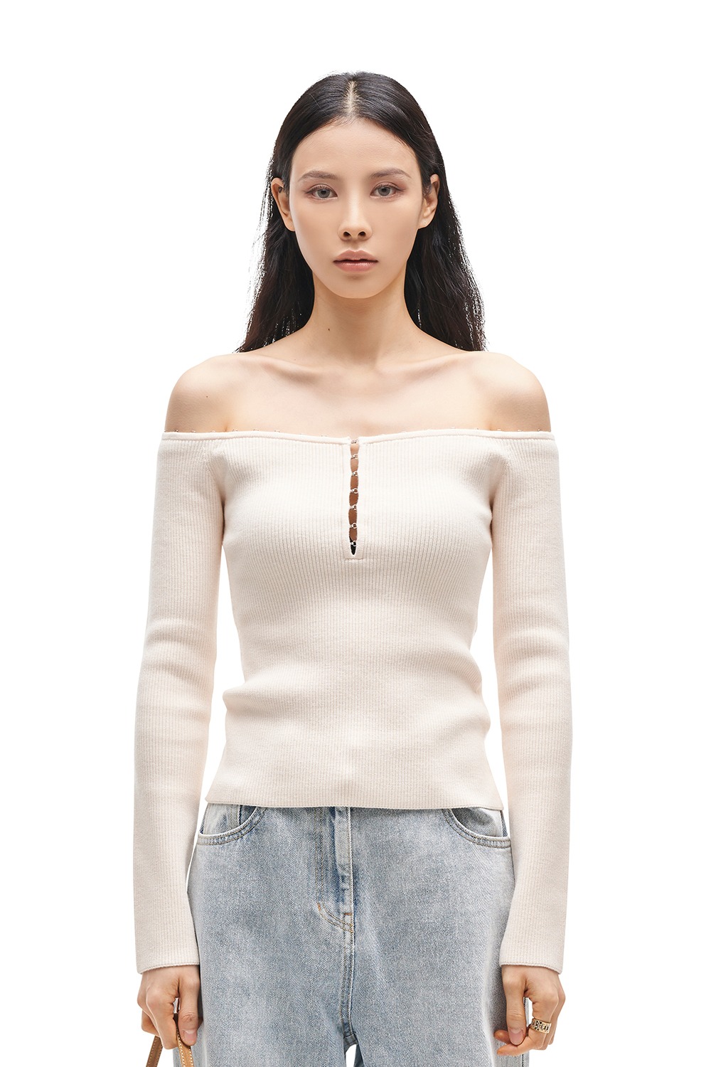 OFF-THE-SHOULDER TOP (WINTER WHITE)